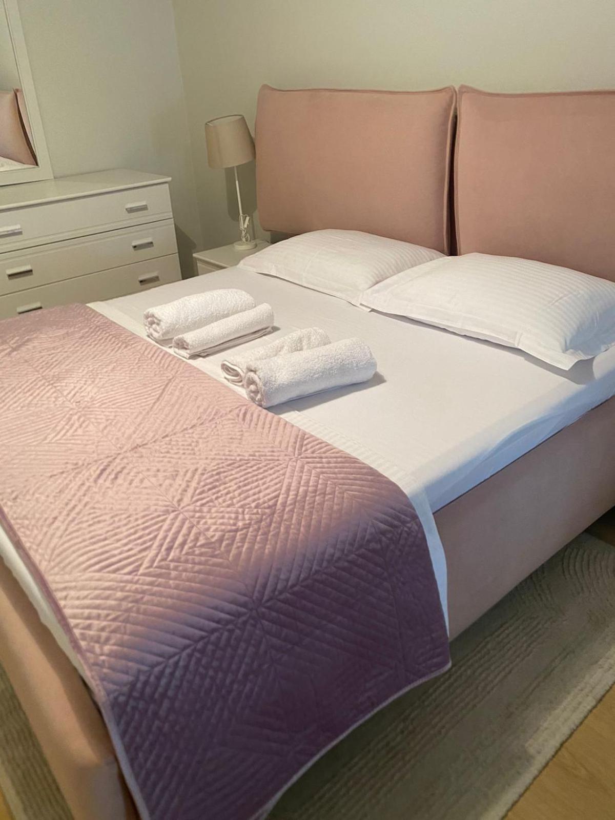 Mina Apartment Tirana Zewnętrze zdjęcie